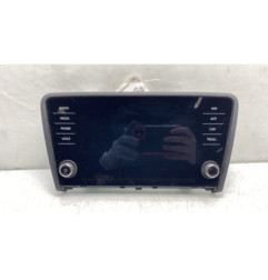 Ecran GPS SKODA OCTAVIA 3 Photo n°1