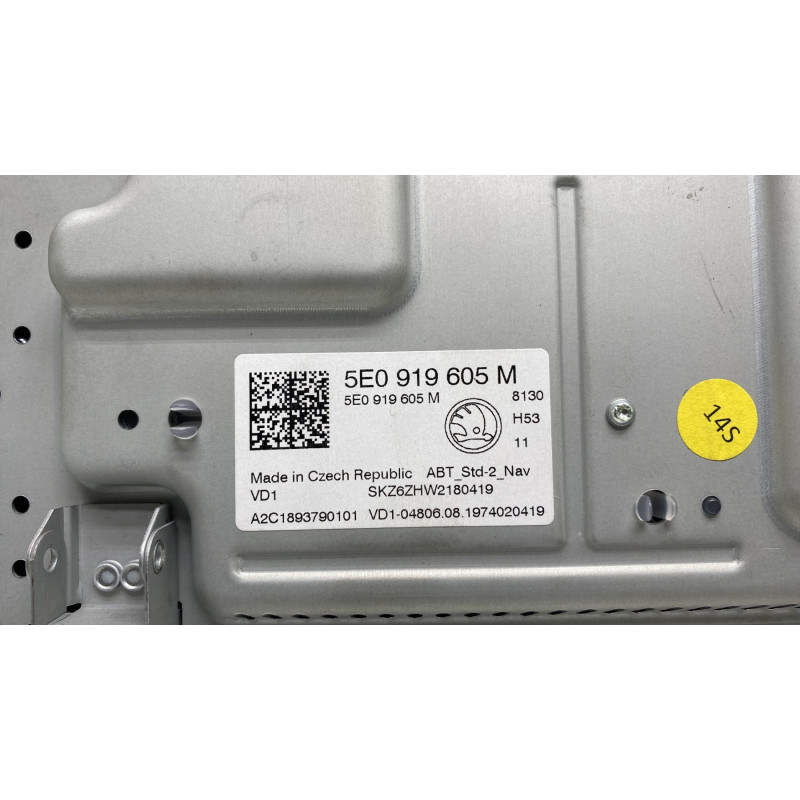 Ecran GPS SKODA OCTAVIA 3 Photo n°3