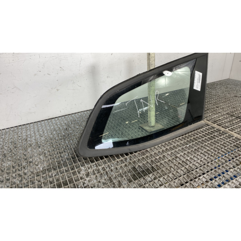 Custode arriere droit PEUGEOT 308 2 SW Photo n°2