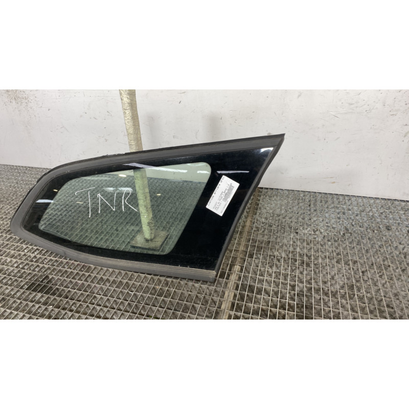 Custode arriere droit PEUGEOT 308 2 SW Photo n°3