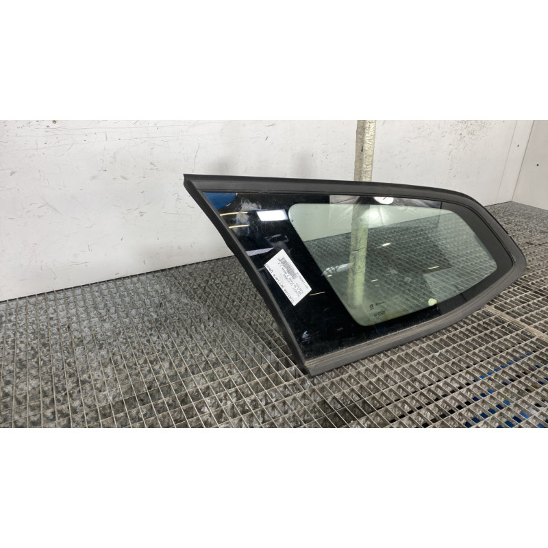Custode arriere gauche PEUGEOT 308 2 SW Photo n°3