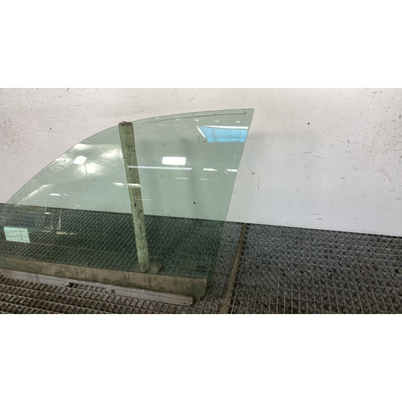 Vitre avant gauche RENAULT SAFRANE Photo n°3