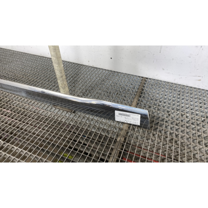 Baguette de porte avant droite CITROEN DS3 Photo n°3