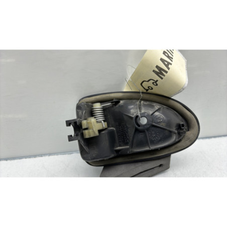Poignee interieur avant droit RENAULT TRAFIC 2