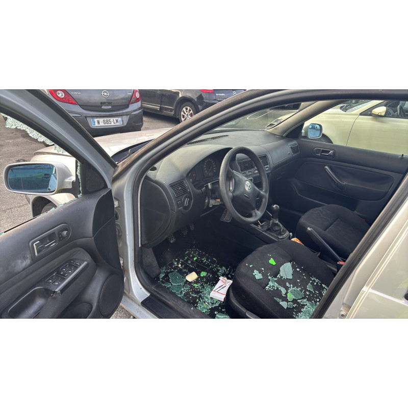 Pretensionneur de ceinture avant gauche VOLKSWAGEN GOLF 4 Photo n°12