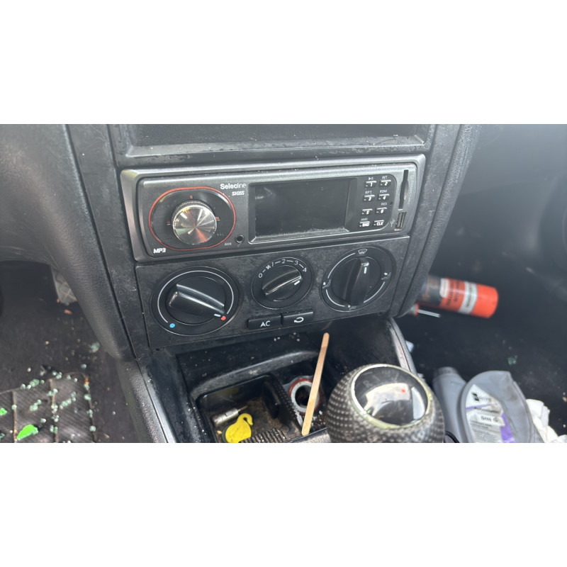 Pretensionneur de ceinture avant gauche VOLKSWAGEN GOLF 4 Photo n°20