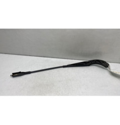 Bras essuie glace avant droit MERCEDES CLASSE A 169