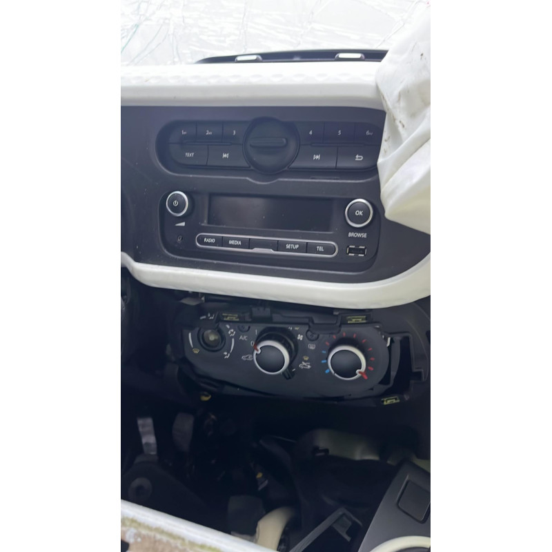 Feu arriere principal droit (feux) RENAULT TWINGO 3 Photo n°15