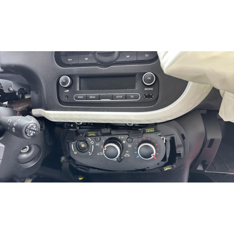 Feu arriere principal droit (feux) RENAULT TWINGO 3 Photo n°16