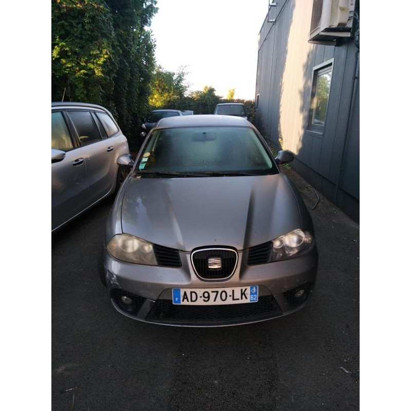 Pretensionneur de ceinture avant gauche SEAT IBIZA 3 Photo n°6