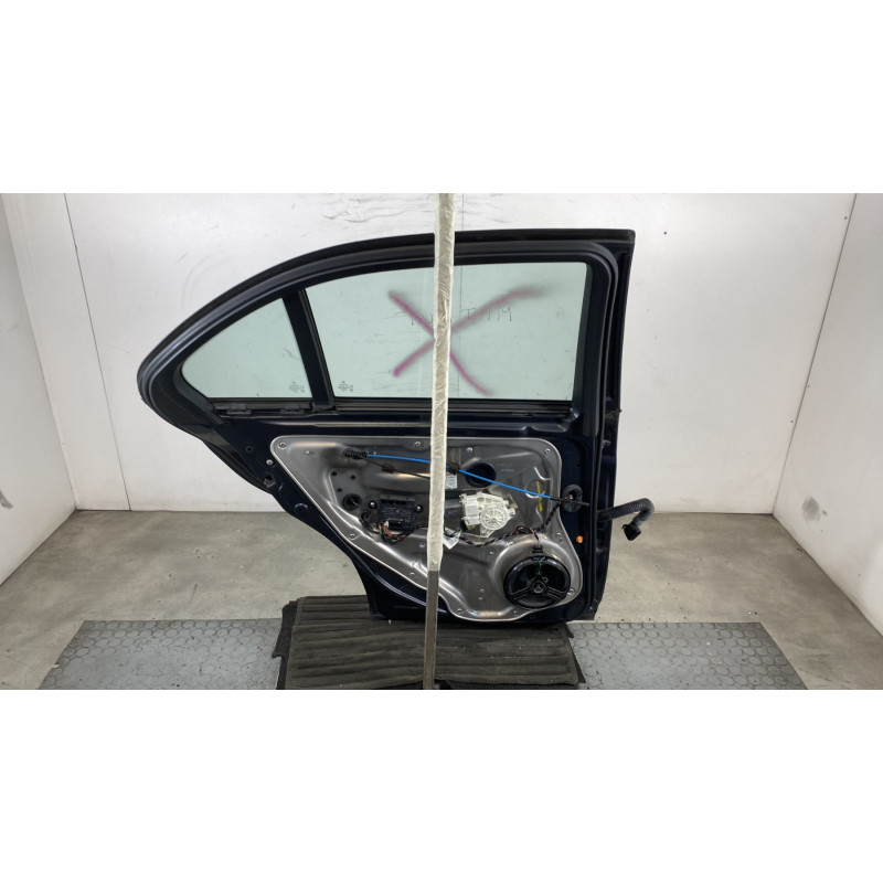 Porte arriere gauche MERCEDES CLASSE C 204 Photo n°6