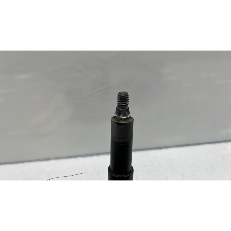 Moteur essuie glace arriere RENAULT SCENIC 3 Photo n°3