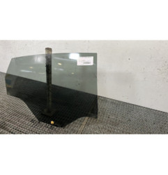 Vitre arriere droit FORD FIESTA 6