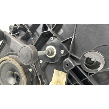 Leve vitre mecanique arriere droit FORD FIESTA 6