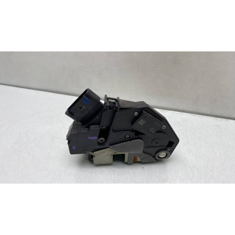 Serrure arriere droit FORD FIESTA 6 Photo n°4