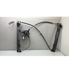 Leve vitre electrique avant gauche RENAULT CLIO 3 Photo n°1