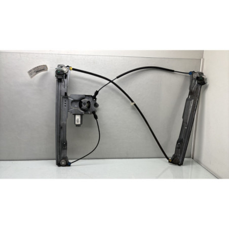 Leve vitre electrique avant gauche RENAULT CLIO 3 Photo n°1