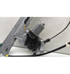 Leve vitre electrique avant gauche RENAULT CLIO 3