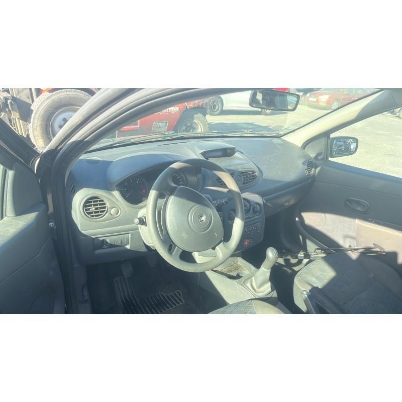 Leve vitre electrique avant gauche RENAULT CLIO 3 Photo n°16