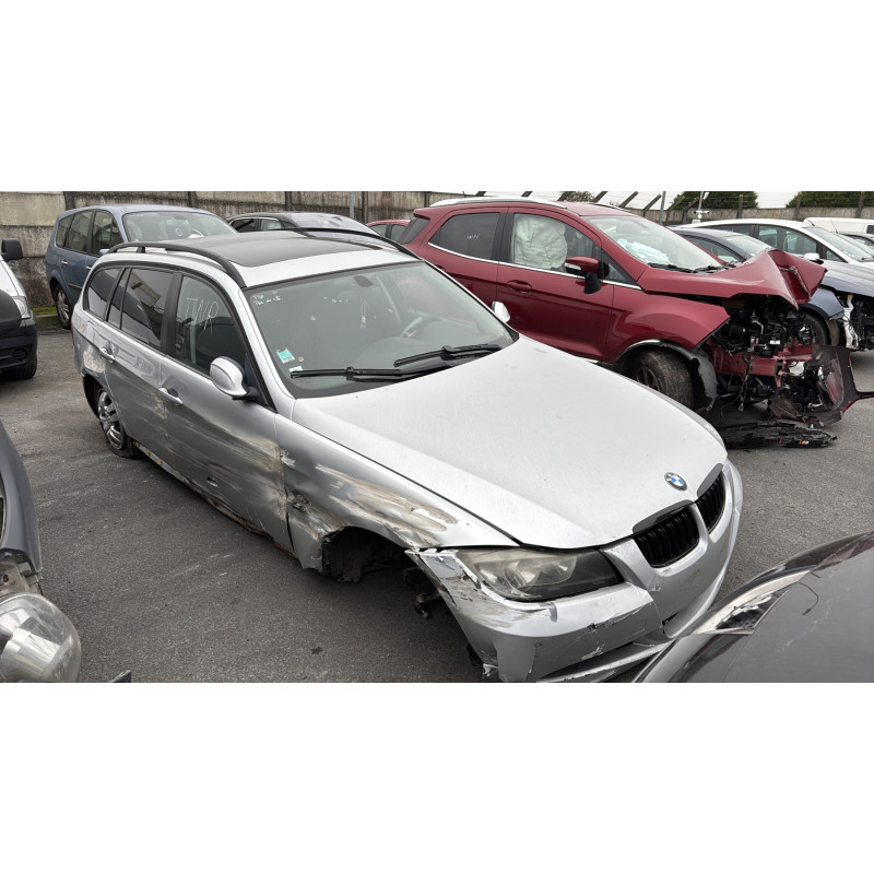 Vitre avant droit BMW SERIE 3 E91 Photo n°6