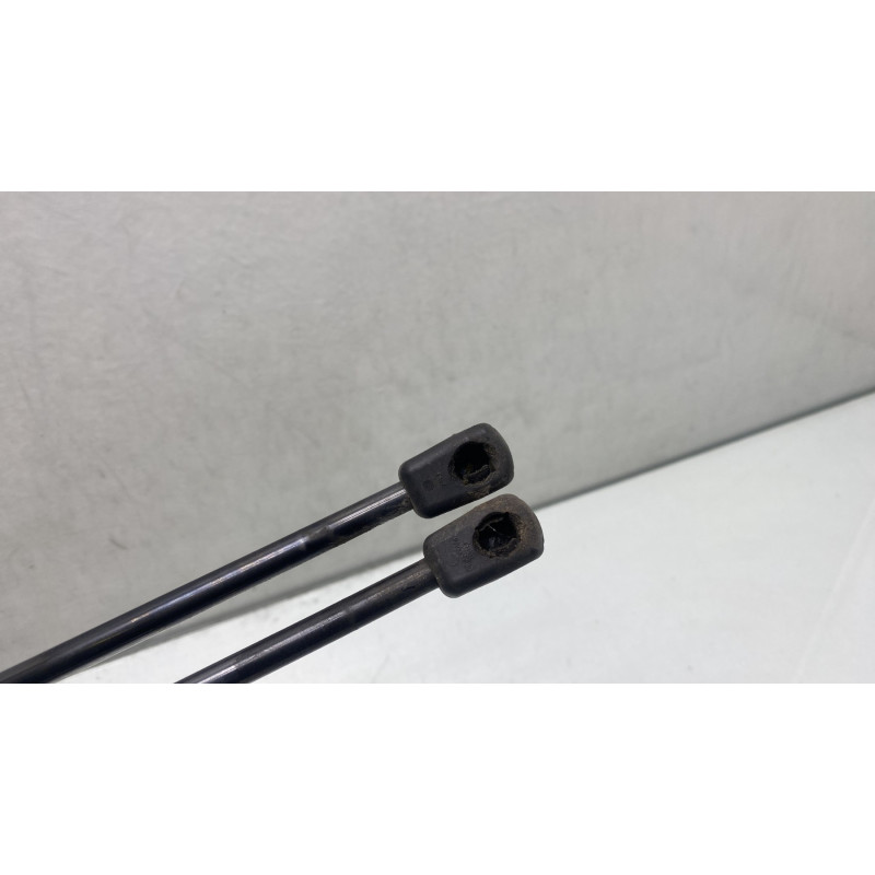Verin de coffre BMW SERIE 3 E91 Photo n°3
