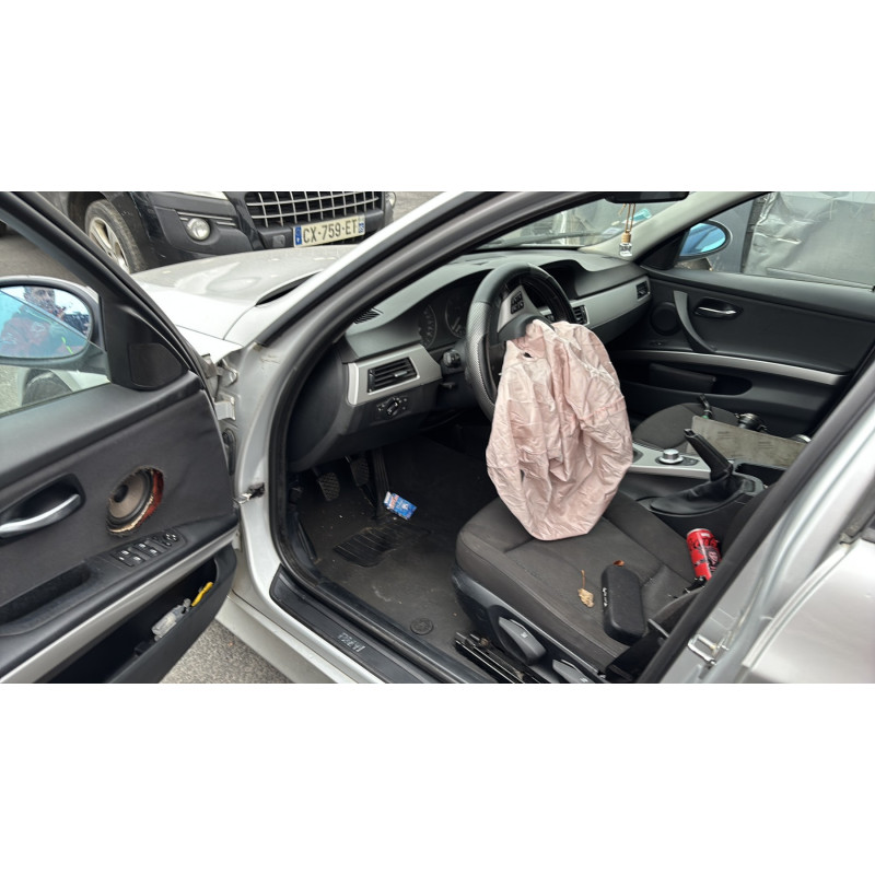 Cremaillere assistee BMW SERIE 3 E91 Photo n°13