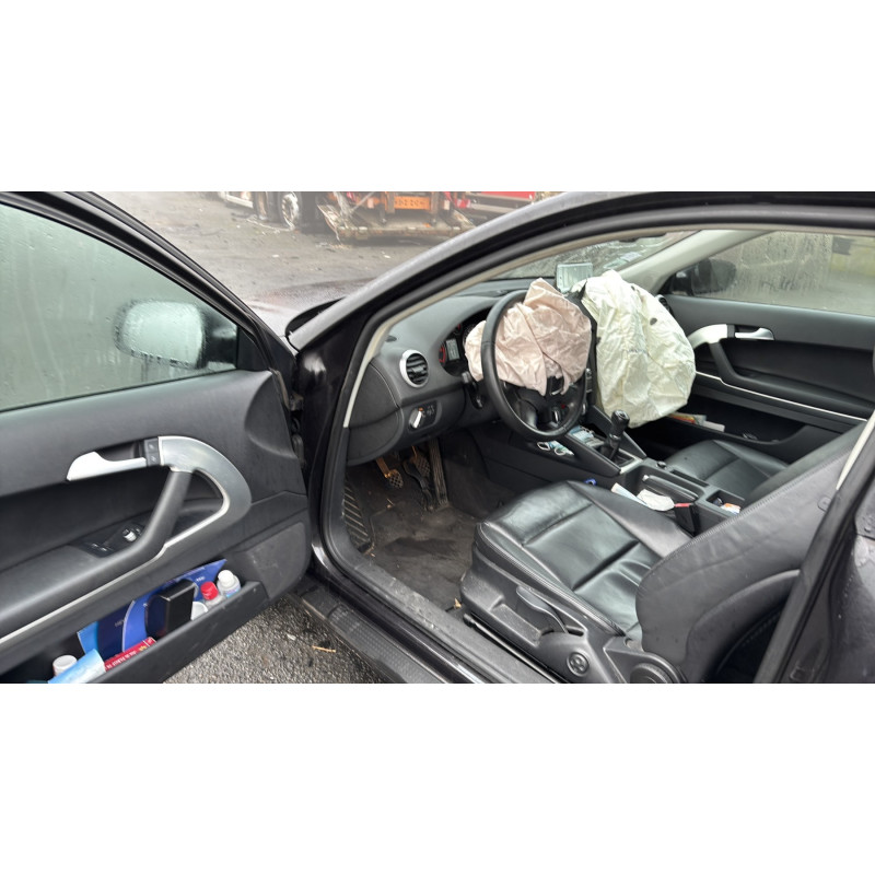 Renfort pare choc arriere (traverse) AUDI A3 2 Photo n°17