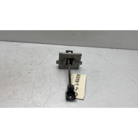 Arret de porte avant gauche PEUGEOT 3008 1