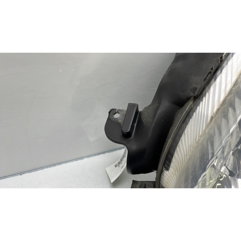Optique avant principal gauche (feux)(phare) CITROEN XSARA PICASSO Photo n°2