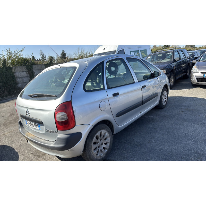 Face avant CITROEN XSARA PICASSO Photo n°7