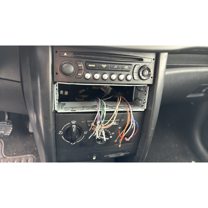Calculateur moteur PEUGEOT 207 Photo n°20