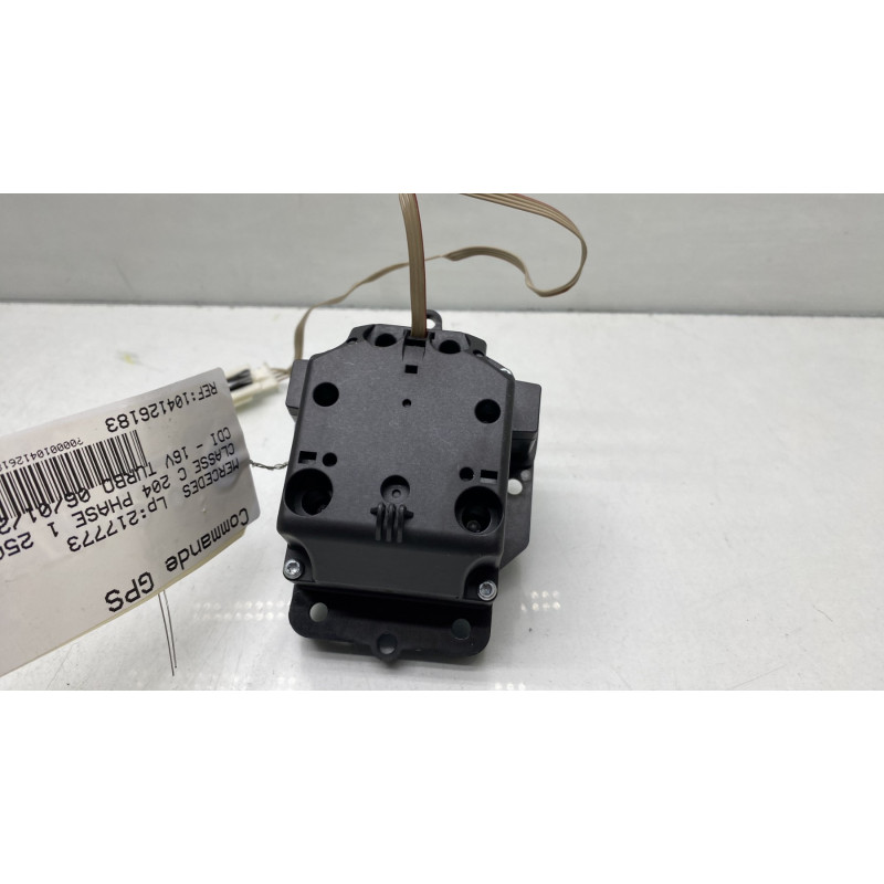 Commande GPS MERCEDES CLASSE C 204 Photo n°3