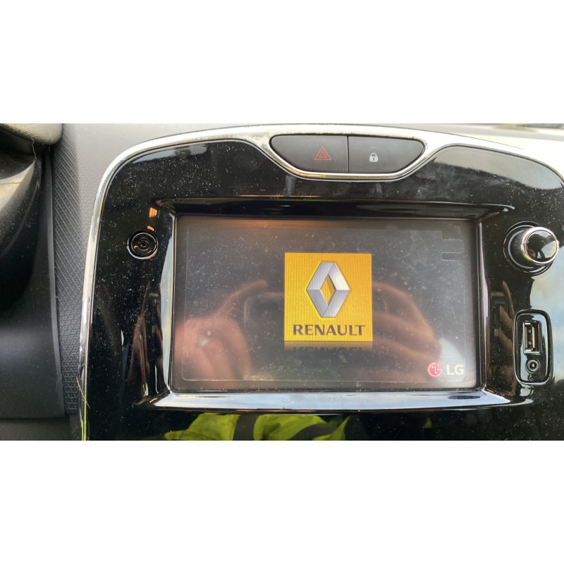 Poignee porte arriere gauche RENAULT CLIO 4 Photo n°20