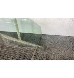 Vitre avant droit RENAULT CLIO 4