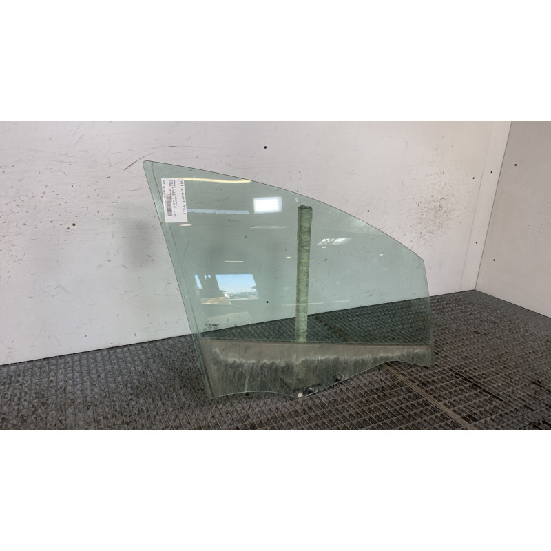 Vitre avant droit RENAULT CLIO 4 Photo n°3