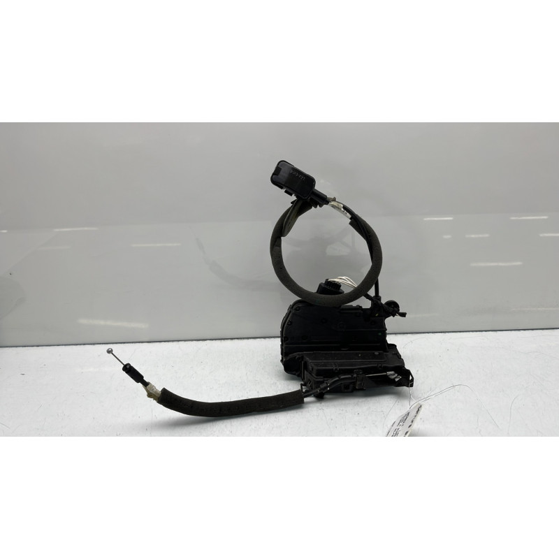 Serrure avant droit RENAULT CLIO 4 Photo n°1