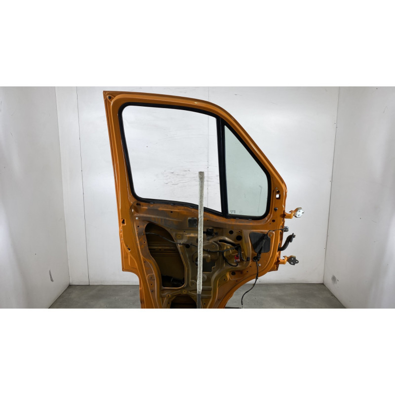 Porte avant gauche RENAULT MASTER 2 Photo n°9