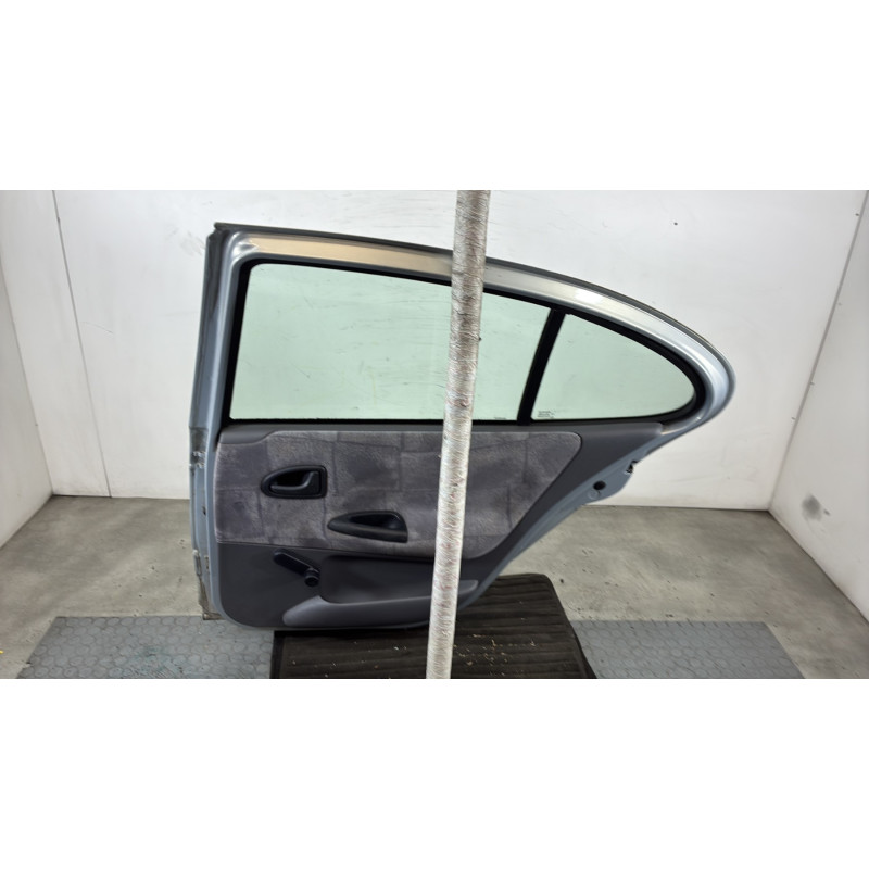 Porte arriere droit RENAULT MEGANE 1 Photo n°6