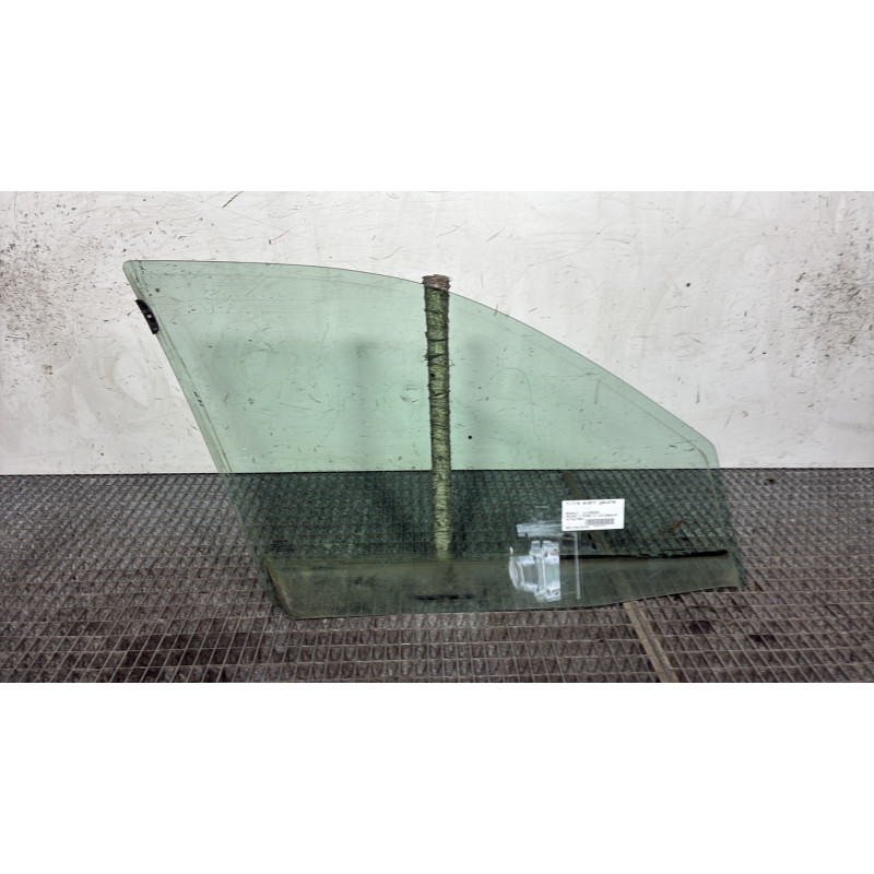 Vitre avant gauche RENAULT MEGANE 1 Photo n°4