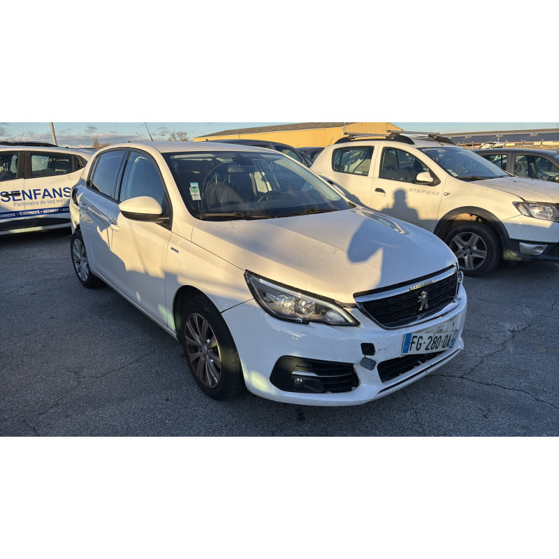 Baie de pare brise PEUGEOT 308 2 Photo n°6