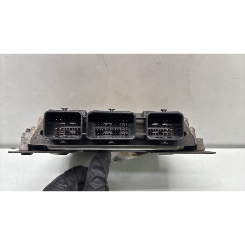 Calculateur moteur PEUGEOT PARTNER 2 Photo n°3