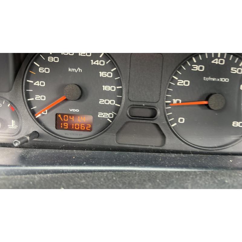Ceinture arriere droit PEUGEOT 306 Photo n°5