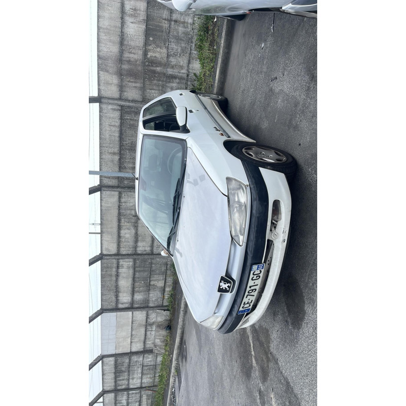 Ceinture arriere droit PEUGEOT 306 Photo n°9