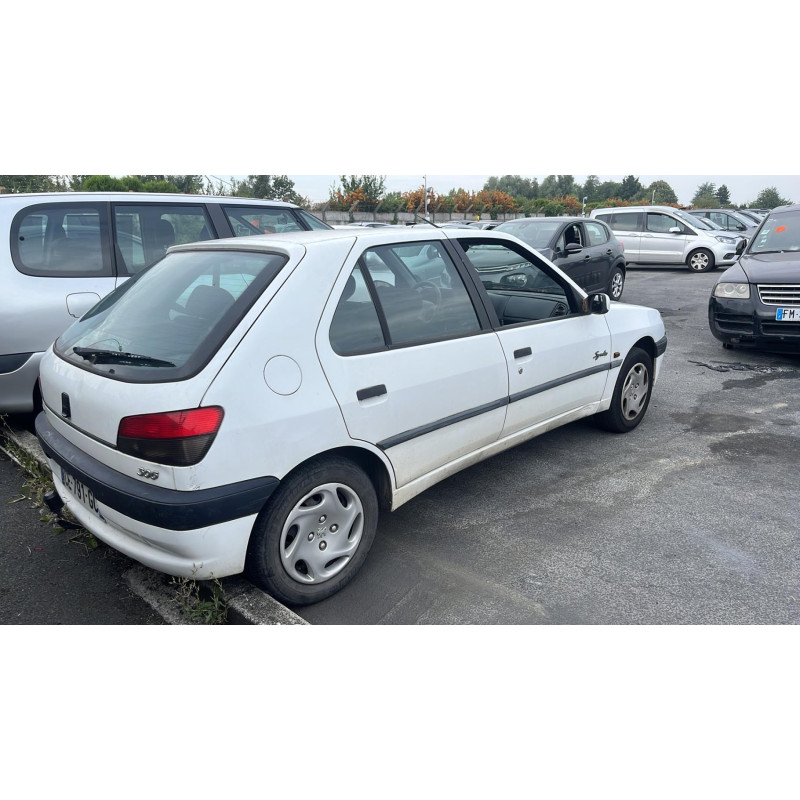 Ceinture arriere droit PEUGEOT 306 Photo n°13