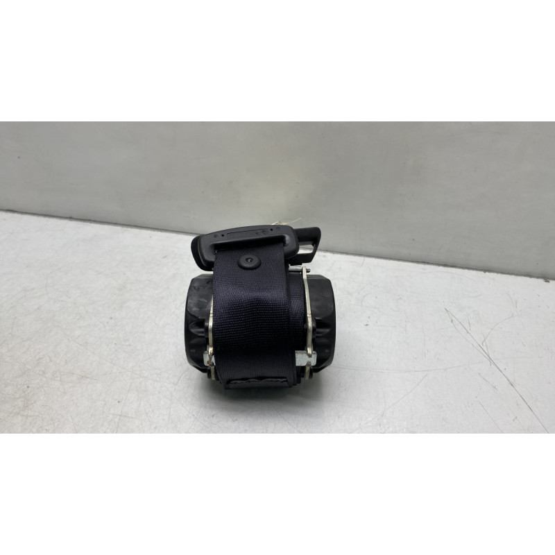 Ceinture arriere droit VOLKSWAGEN JETTA 3 Photo n°1