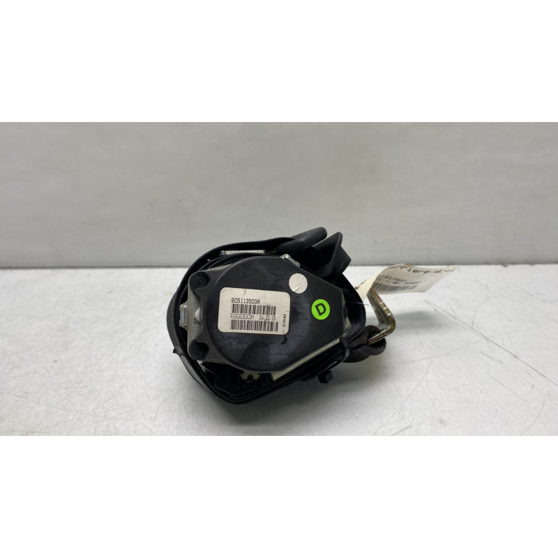 Ceinture arriere droit VOLKSWAGEN JETTA 3 Photo n°4