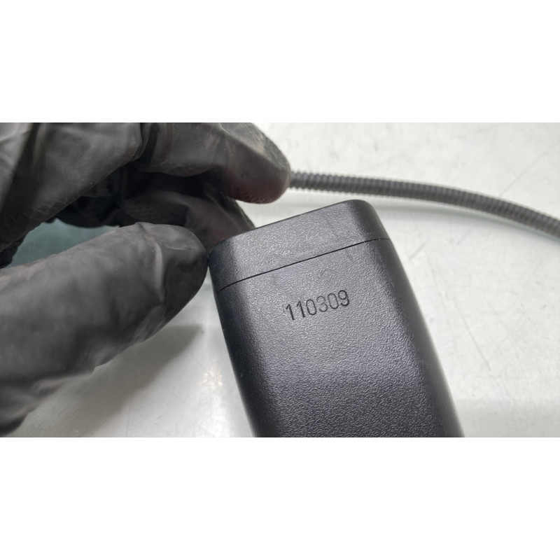 Attache ceinture avant droit HYUNDAI IX 35 Photo n°4