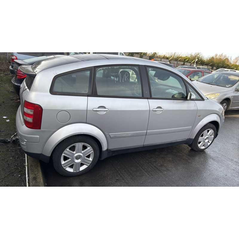 Poignee interieur avant droit AUDI A2 Photo n°10