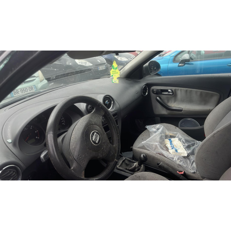 Feu arriere principal gauche (feux) SEAT IBIZA 3 Photo n°10