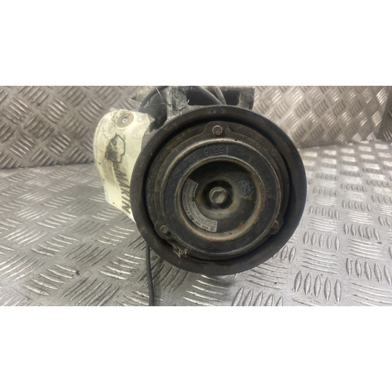 Compresseur clim VOLKSWAGEN PASSAT 4 Photo n°3